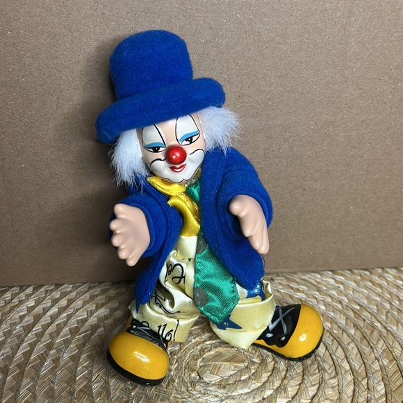 Vintage Figurine Clown Dolls Size 6.5” In Height - Picture 9 of 9